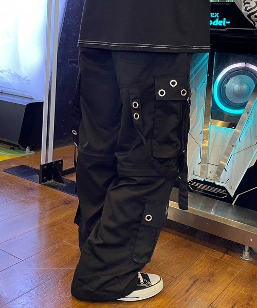 NYLAUS(ナイラス)の「【NYS】EYELET アイレット 2WAYカーゴパンツ ワイドカーゴパンツ カーゴハーフパンツ(カーゴパンツ・メンズ・ブラック系その他/ブラック・L/M)」の22枚目の写真