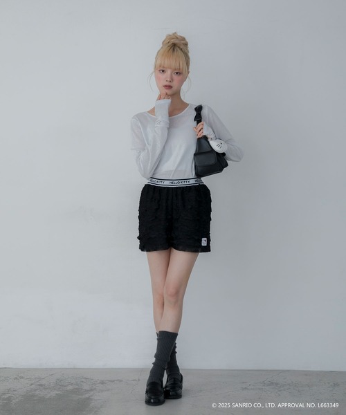 sanrio（サンリオ）の「【HELLO KITTY】ハローキティコラボ ティアードフリルショートパンツ（その他パンツ・レディース・ホワイト/ブラック・FREE）」の7枚目の写真
