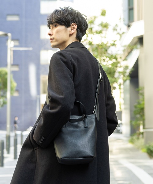 GLOBAL WORK(グローバルワーク)の「PU2WAYショルダーS/617713(ショルダーバッグ・メンズ・グレー/ブラック・FREE)」の2枚目の写真