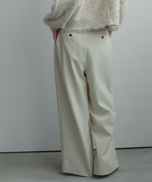 anuke（アンヌーク）の「Tuck Pleats Pants（その他パンツ・レディース・アイボリー/オリーブ/ボルドー・36inch/38inch）」の6枚目の写真