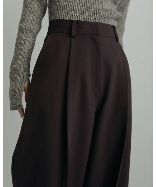 anuke（アンヌーク）の「Tuck Pleats Pants（その他パンツ・レディース・アイボリー/オリーブ/ボルドー・36inch/38inch）」の14枚目の写真