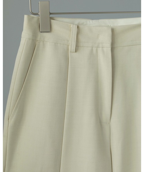 anuke（アンヌーク）の「Tuck Pleats Pants（その他パンツ・レディース・アイボリー/オリーブ/ボルドー・36inch/38inch）」の21枚目の写真
