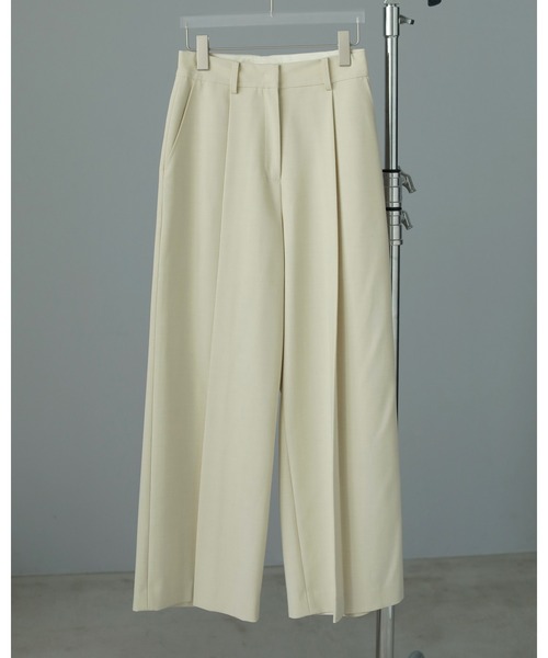 anuke（アンヌーク）の「Tuck Pleats Pants（その他パンツ・レディース・アイボリー/オリーブ/ボルドー・36inch/38inch）」の20枚目の写真