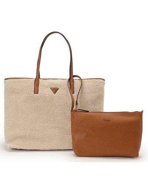 Guess（ゲス）の「VICTTORIA Large 2 In 1 Tote トートバッグ  （トートバッグ・レディース・キャメル・ONE SIZE）」の16枚目の写真