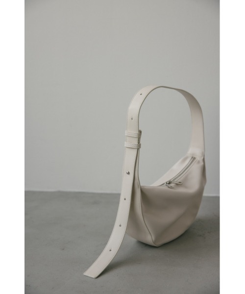 STYLEMIXER（スタイルミキサー）の「【ベストセラー】マンドリンミニショルダーバッグ（ショルダーバッグ・レディース・ブラック/シルバー/ホワイト・FREE）」の8枚目の写真