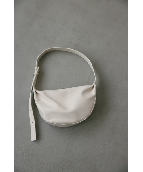 STYLEMIXER（スタイルミキサー）の「【ベストセラー】マンドリンミニショルダーバッグ（ショルダーバッグ・レディース・ブラック/シルバー/ホワイト・FREE）」の10枚目の写真