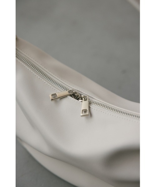 STYLEMIXER（スタイルミキサー）の「【ベストセラー】マンドリンミニショルダーバッグ（ショルダーバッグ・レディース・ブラック/シルバー/ホワイト・FREE）」の11枚目の写真