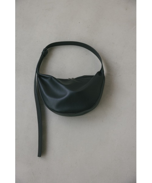 STYLEMIXER（スタイルミキサー）の「【ベストセラー】マンドリンミニショルダーバッグ（ショルダーバッグ・レディース・ブラック/シルバー/ホワイト・FREE）」の20枚目の写真