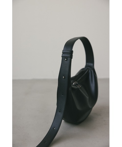 STYLEMIXER（スタイルミキサー）の「【ベストセラー】マンドリンミニショルダーバッグ（ショルダーバッグ・レディース・ブラック/シルバー/ホワイト・FREE）」の22枚目の写真