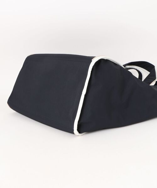 A.P.C. GOLF（アー・ペー・セー ゴルフ）の「Clement Mini Boston Bag（ボストンバッグ・レディース・ネイビー/ホワイト・ONESIZE）」の4枚目の写真