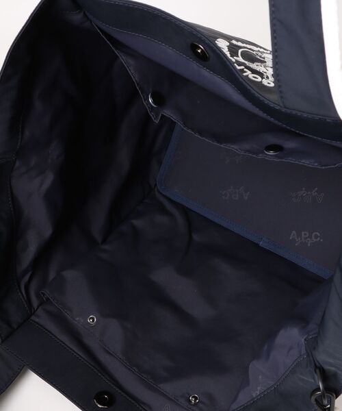 A.P.C. GOLF（アー・ペー・セー ゴルフ）の「Clement Mini Boston Bag（ボストンバッグ・レディース・ネイビー/ホワイト・ONESIZE）」の5枚目の写真
