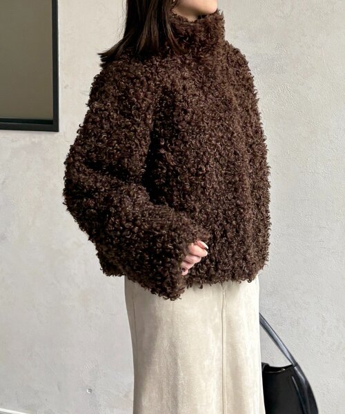 Thevon(ゼボン)の「プードルファーミドルジャケット(ブルゾン・レディース・アイボリー/ブラウン・FREE)」の15枚目の写真