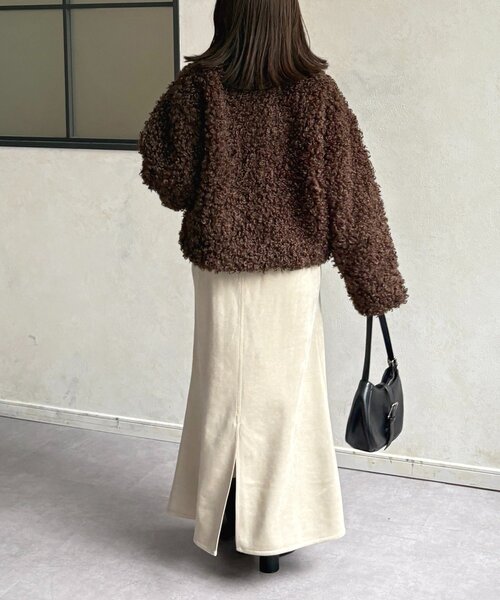 Thevon(ゼボン)の「プードルファーミドルジャケット(ブルゾン・レディース・アイボリー/ブラウン・FREE)」の20枚目の写真