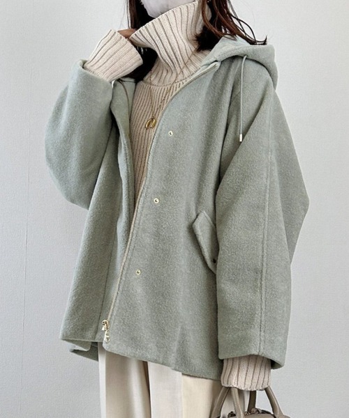 ikka(イッカ)の「【雑誌InRed1月号掲載】ブークレー2WAYフードコート(ブルゾン・レディース・ミント/アイボリー/チャコール・S/L/M)」の3枚目の写真