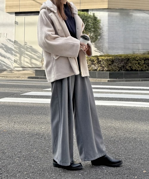 ikka(イッカ)の「【雑誌InRed1月号掲載】ブークレー2WAYフードコート(ブルゾン・レディース・ミント/アイボリー/チャコール・S/L/M)」の4枚目の写真