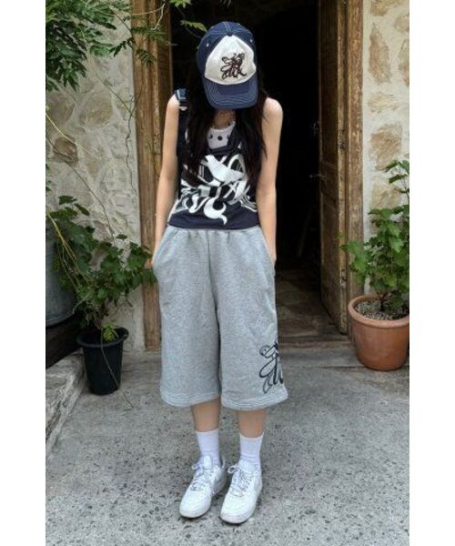 NYXX(エヌワイエックスエックス)の「EMBLEM HALF PANTS GRAY(その他パンツ・レディース・その他・MEDIUM/SMALL)」の11枚目の写真