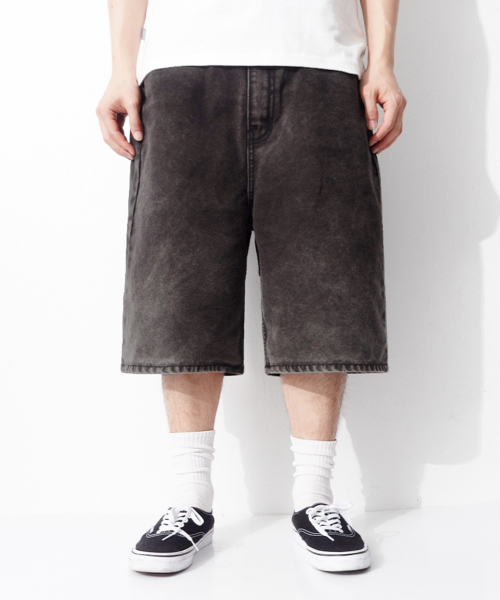 QT8 GARMENTS(キューティーエイトガーメント)の「LB Oxford Wide Bermuda Shorts (Black)(その他パンツ・レディース・その他・MEDIUM/LARGE/X-LARGE)」の1枚目の写真