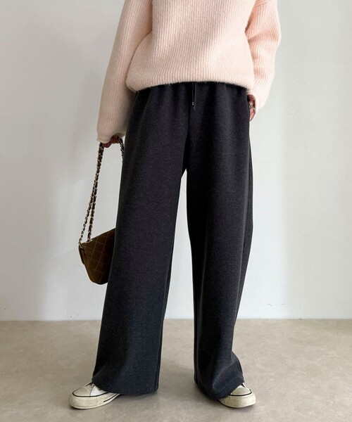 fredy emue（フレディエミュ）の「NEEDLE stretch イージーパンツ（その他パンツ・レディース・ベージュ/ブラック/チャコールグレー・36/38）」の18枚目の写真