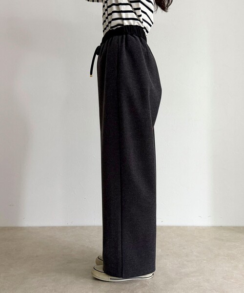 fredy emue（フレディエミュ）の「NEEDLE stretch イージーパンツ（その他パンツ・レディース・ベージュ/ブラック/チャコールグレー・36/38）」の20枚目の写真