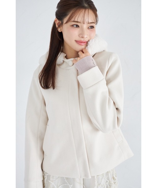 取り外し可能な2WAYファー付き後ろリボンショートコート