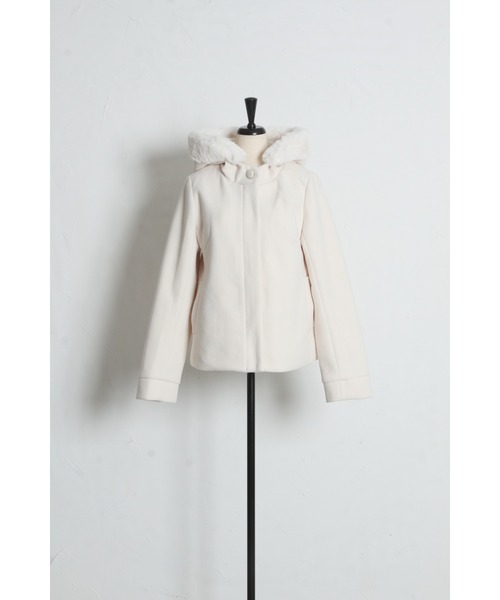 取り外し可能な2WAYファー付き後ろリボンショートコート