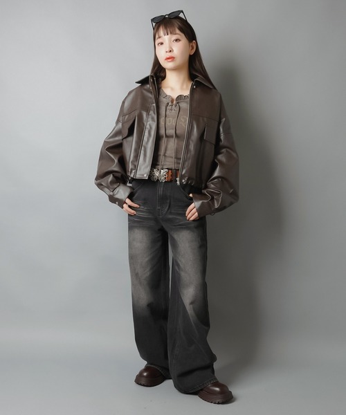 SPINNS(スピンズ)の「デニムワイドパンツ/ヒゲ加工/2サイズ展開(デニムパンツ・レディース・ブラック/ブルー・S/M)」の10枚目の写真