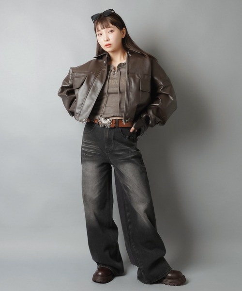 SPINNS(スピンズ)の「デニムワイドパンツ/ヒゲ加工/2サイズ展開(デニムパンツ・レディース・ブラック/ブルー・S/M)」の9枚目の写真