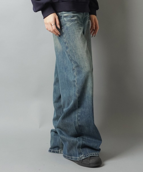SPINNS(スピンズ)の「デニムワイドパンツ/ヒゲ加工/2サイズ展開(デニムパンツ・レディース・ブラック/ブルー・S/M)」の6枚目の写真