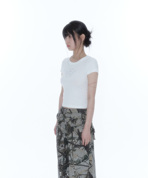 KASHIKO(カシコ)の「Flower Heart Baby Tee White(Tシャツ/カットソー・レディース・その他・SMALL/MEDIUM)」の4枚目の写真