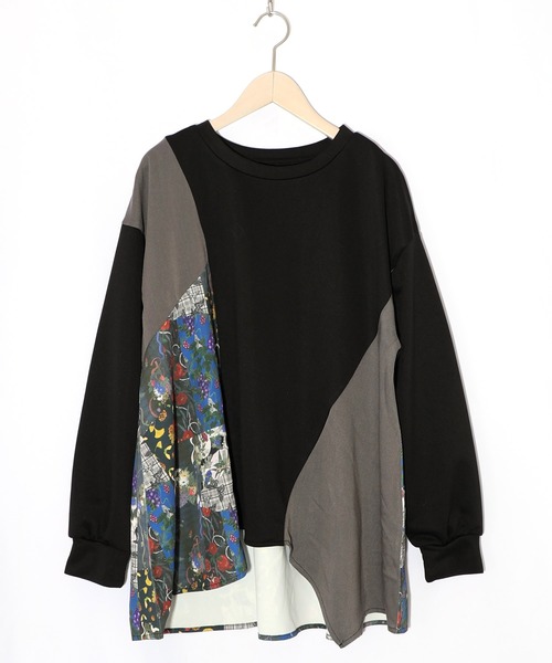 iS ScoLar（イズスカラー）の「553265：花蝶柄×無地リメイク風 異素材切替プルオーバー（Tシャツ/カットソー・レディース・ネイビー/ブラック/カーキ・M）」の10枚目の写真