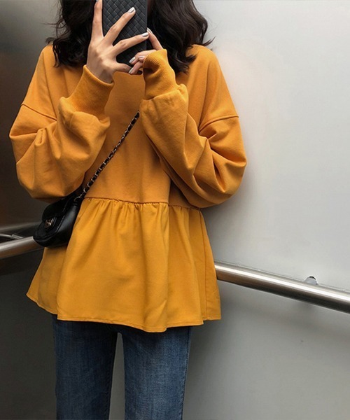 Flugge(フラッジー)の「裾フレアスウェットトップス(スウェット・レディース・ブラック/イエロー・MEDIUM/LARGE)」の2枚目の写真