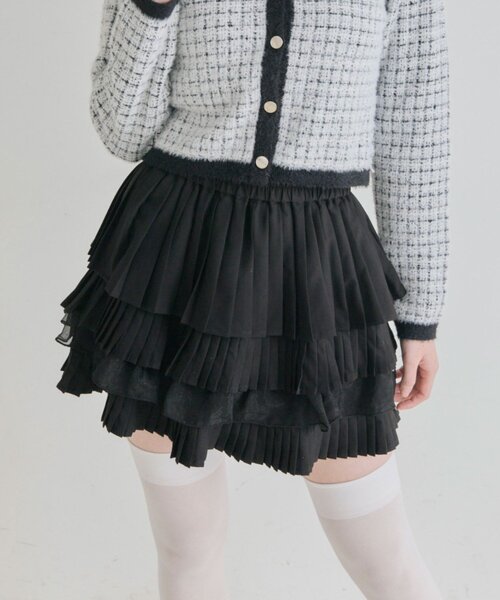 OLIVE des OLIVE（オリーブデオリーブ）の「プリーツティアードミニスカート（スカート・レディース・チャコールグレー/オフホワイト/ブラック・FREE）」の2枚目の写真