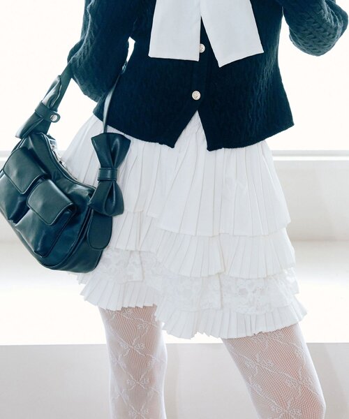 OLIVE des OLIVE（オリーブデオリーブ）の「プリーツティアードミニスカート（スカート・レディース・チャコールグレー/オフホワイト/ブラック・FREE）」の22枚目の写真