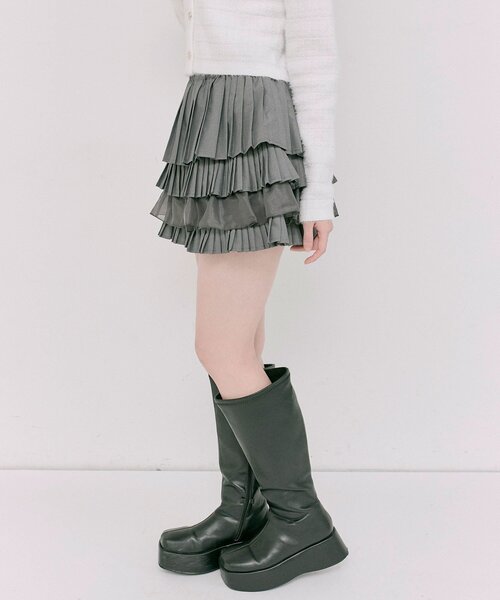 OLIVE des OLIVE（オリーブデオリーブ）の「プリーツティアードミニスカート（スカート・レディース・チャコールグレー/オフホワイト/ブラック・FREE）」の10枚目の写真