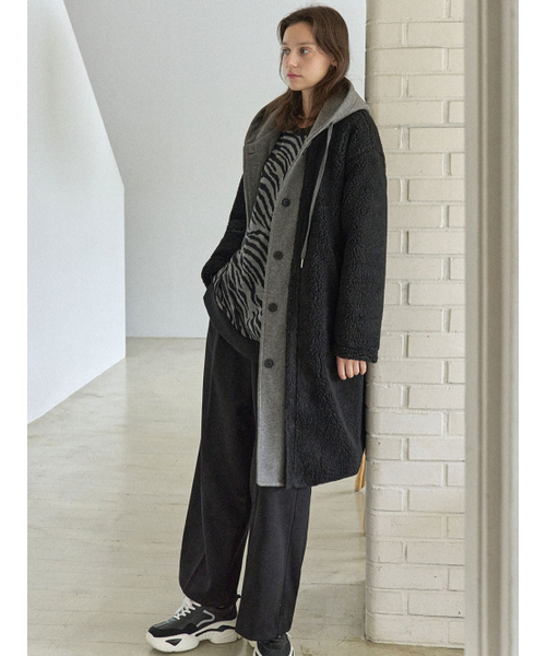 AVANT-G(アバン)の「Buckle Padding Hood Long Jumper - BLACK(ダウンジャケット/コート・レディース・その他・FREE)」の2枚目の写真