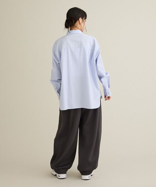 CRAFT STANDARD BOUTIQUE(クラフトスタンダードブティック)の「レギュラーカラーオーバーサイズシャツ(シャツ/ブラウス・レディース・ライトブルー/サックスブルー/ブルー・FREE)」の13枚目の写真