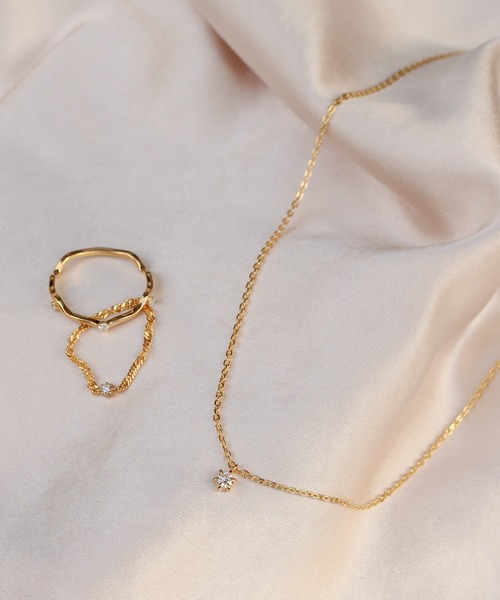 NOIR DE POUPEE（ノワールドプーペ）の「【WEB限定】K18vermeil ダイヤモンド3石 ニュアンスリング（リング・レディース・ゴールド・#11/#13/#15）」の9枚目の写真