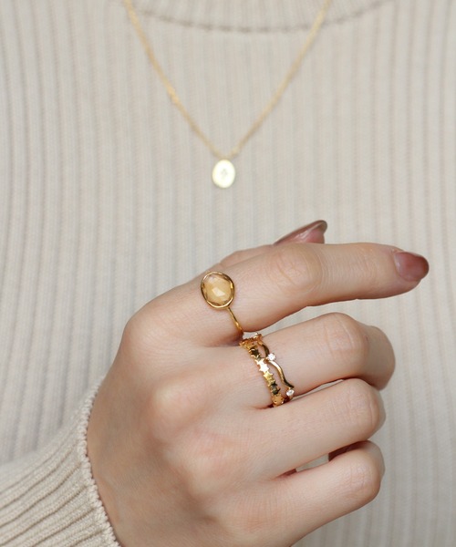 NOIR DE POUPEE（ノワールドプーペ）の「【WEB限定】K18vermeil ダイヤモンド3石 ニュアンスリング（リング・レディース・ゴールド・#11/#13/#15）」の19枚目の写真