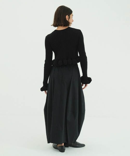 CLANE(クラネ)の「COCOON VOLUME SKIRT(スカート・レディース・ブラック/ベージュ・2/1/0)」の8枚目の写真