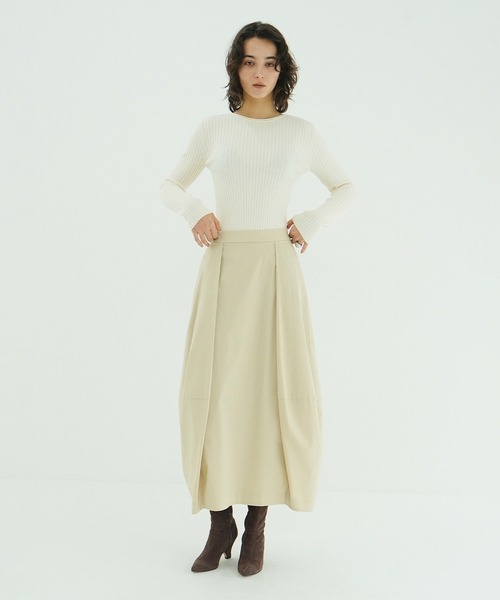 CLANE(クラネ)の「COCOON VOLUME SKIRT(スカート・レディース・ブラック/ベージュ・2/1/0)」の11枚目の写真