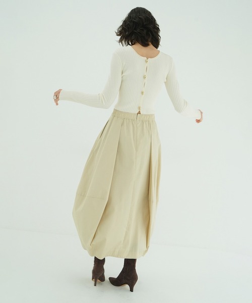CLANE(クラネ)の「COCOON VOLUME SKIRT(スカート・レディース・ブラック/ベージュ・2/1/0)」の13枚目の写真