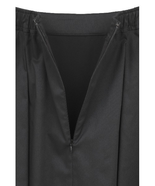 CLANE(クラネ)の「COCOON VOLUME SKIRT(スカート・レディース・ブラック/ベージュ・2/1/0)」の19枚目の写真