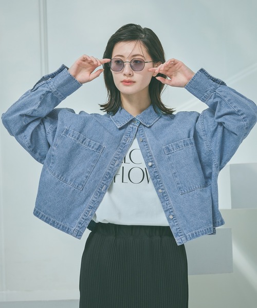 LAKOLE（ラコレ）の「カラーデニムシャツ / 642764（シャツ/ブラウス・レディース・ピンク/ブラック/ライトインディゴブルー/ベージュ・LARGE/MEDIUM）」の4枚目の写真