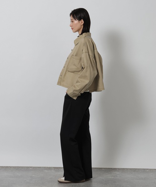 LAKOLE（ラコレ）の「カラーデニムシャツ / 642764（シャツ/ブラウス・レディース・ピンク/ブラック/ライトインディゴブルー/ベージュ・LARGE/MEDIUM）」の14枚目の写真