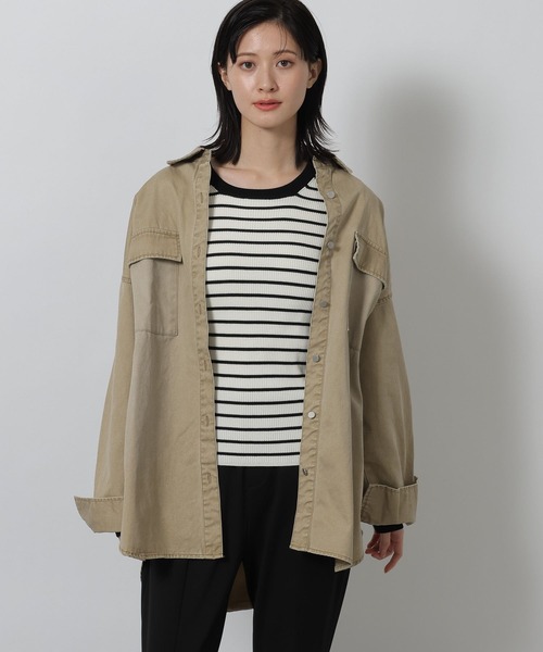 LAKOLE（ラコレ）の「カラーデニムシャツ / 642764（シャツ/ブラウス・レディース・ピンク/ブラック/ライトインディゴブルー/ベージュ・LARGE/MEDIUM）」の16枚目の写真