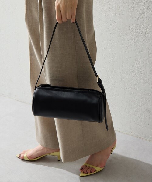 THE PAUSE(ザ ポーズ)の「<WEB限定>【THE PAUSE】フェイクレザーミニショルダー(ショルダーバッグ・レディース・ブラック/ベージュ/ブラウン・FREE)」の2枚目の写真