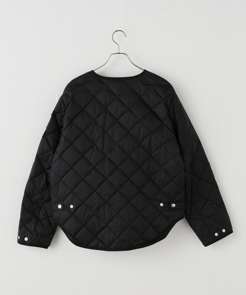 TATRAS CONCEPT STORE(タトラスコンセプトストア)の「【WEB+一部店舗限定】TATRAS / タトラス LARISSA ラリッサ(ダウンジャケット/コート・レディース・ライトグレー/ブラック・MEDIUM/LARGE)」の3枚目の写真