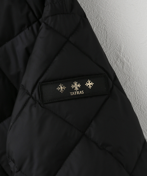 TATRAS CONCEPT STORE(タトラスコンセプトストア)の「【WEB+一部店舗限定】TATRAS / タトラス LARISSA ラリッサ(ダウンジャケット/コート・レディース・ライトグレー/ブラック・MEDIUM/LARGE)」の5枚目の写真
