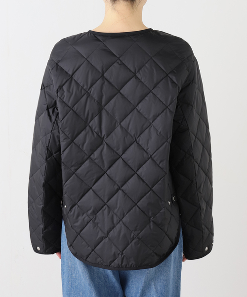 TATRAS CONCEPT STORE(タトラスコンセプトストア)の「【WEB+一部店舗限定】TATRAS / タトラス LARISSA ラリッサ(ダウンジャケット/コート・レディース・ライトグレー/ブラック・MEDIUM/LARGE)」の17枚目の写真
