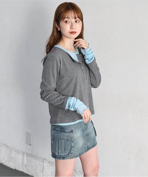 tiptop（ティップトップ）の「【web限定アイテム】配色シアー×ヘンリーネックレイヤードロンT（Tシャツ/カットソー・レディース・チャコールグレー/オフホワイト/ブラック・FREE）」の6枚目の写真